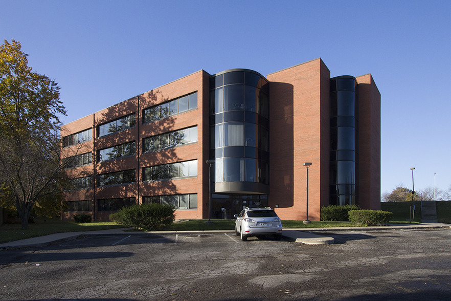 201 E Partridge Ave, Independence, MO for lease - Building Photo - Image 1 of 11