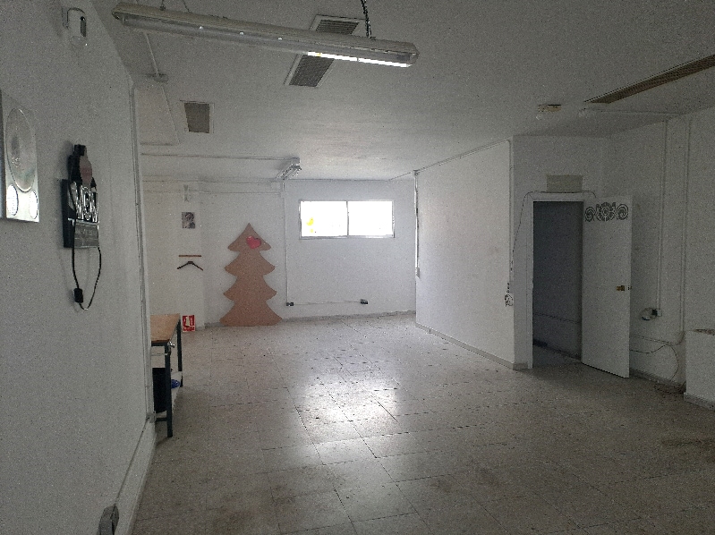 Calle de las Almortas, 17, Madrid, Madrid for lease Interior Photo- Image 1 of 7