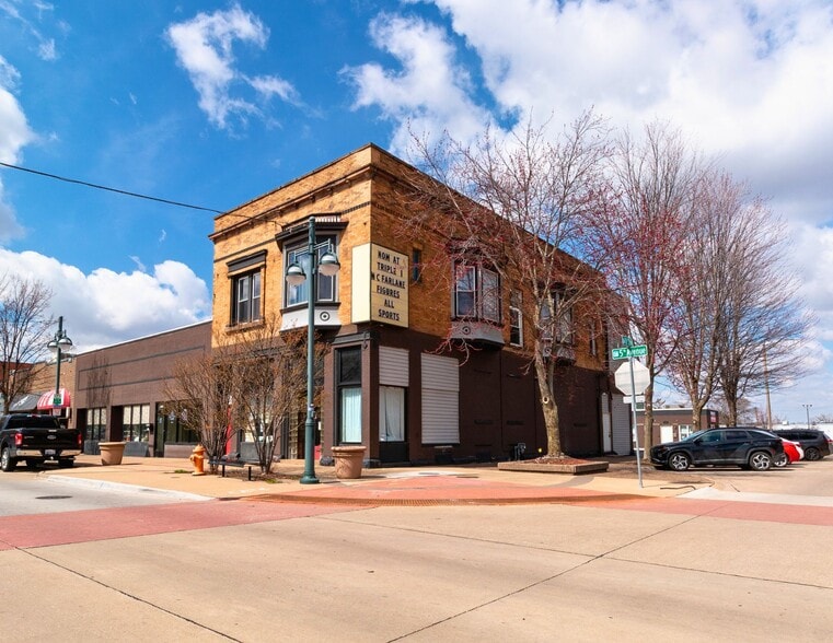 18th & 18th Mixed-Use Portfolio portfolio of 3 properties for sale on LoopNet.com - Building Photo - Image 2 of 13