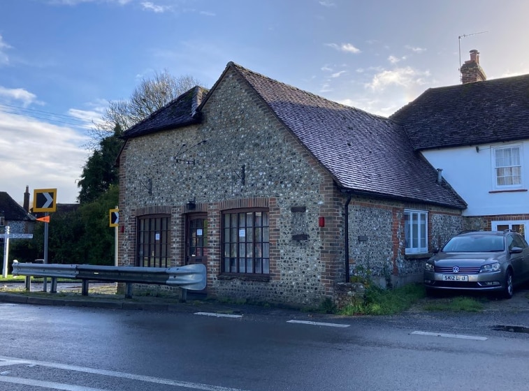 2 Cobbler's Row, Chichester for sale Primary Photo- Image 1 of 1