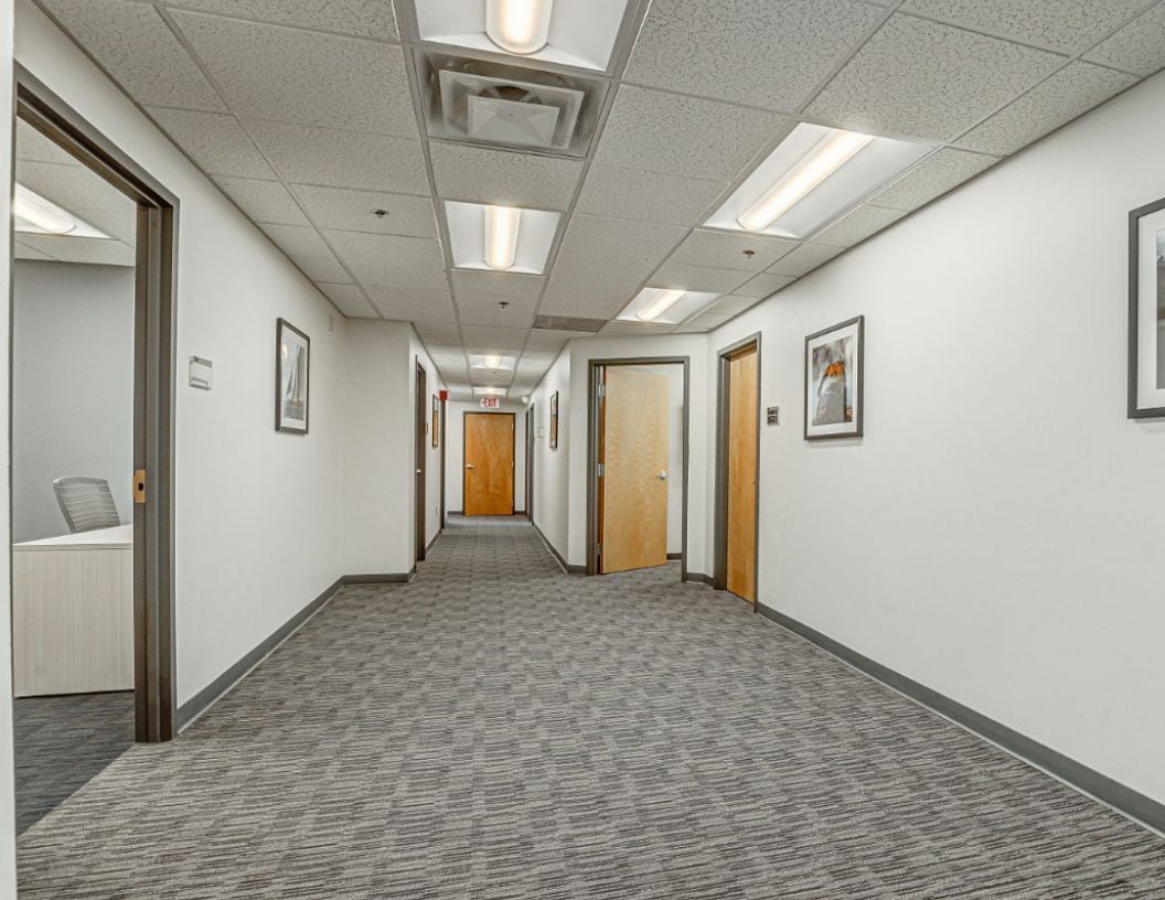 35 E 7th St, Cincinnati, OH for lease Interior Photo- Image 1 of 5