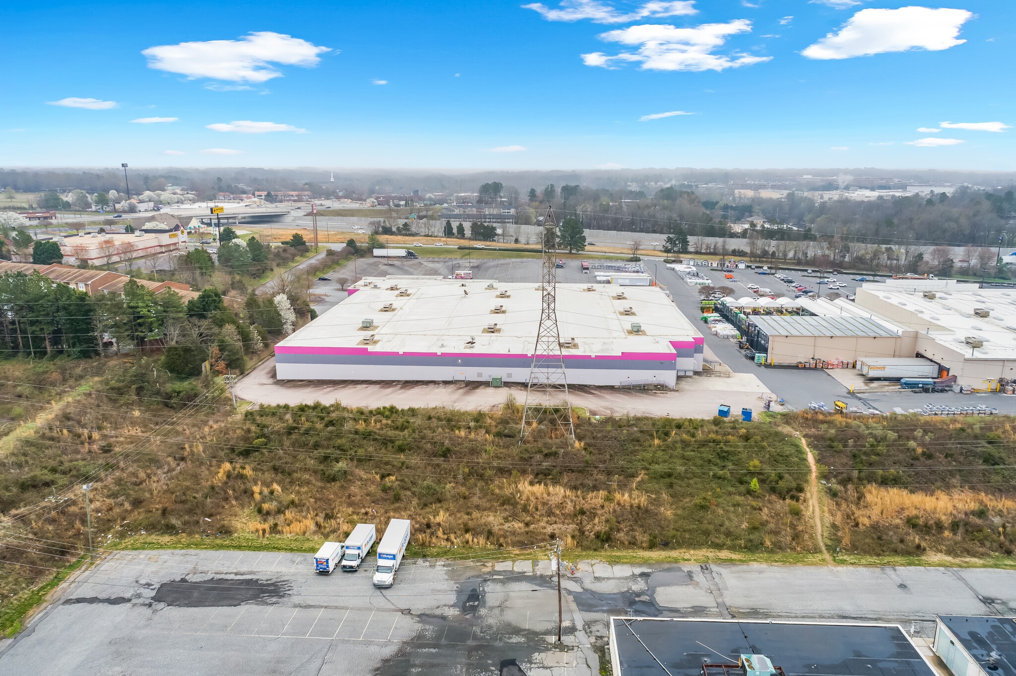 3313 Cloverleaf Pky, Kannapolis, NC 28083 Kannapolis Shopping Center