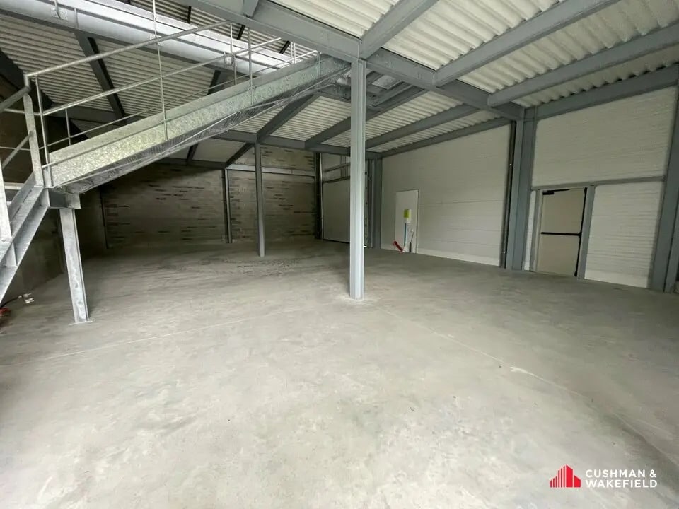 Vente Local d'activités 344 m² - Photo 1