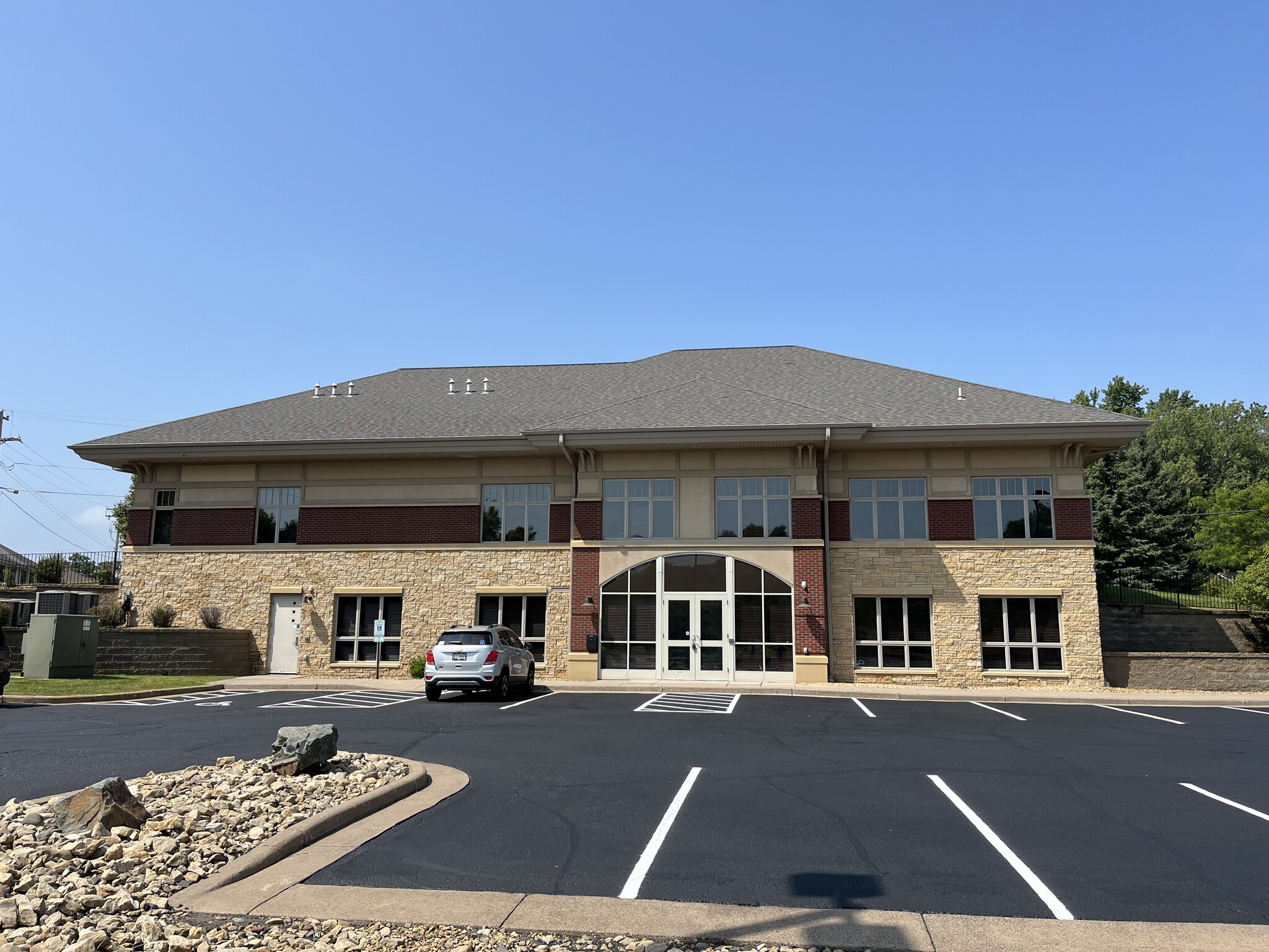 500 Chieftain St, Osceola, WI for lease Building Photo- Image 1 of 23