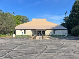3250 W Lake Rd, Erie PA - Parking Garage