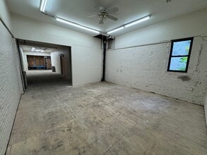 385 7th Ave, Brooklyn, NY for lease Interior Photo- Image 1 of 7