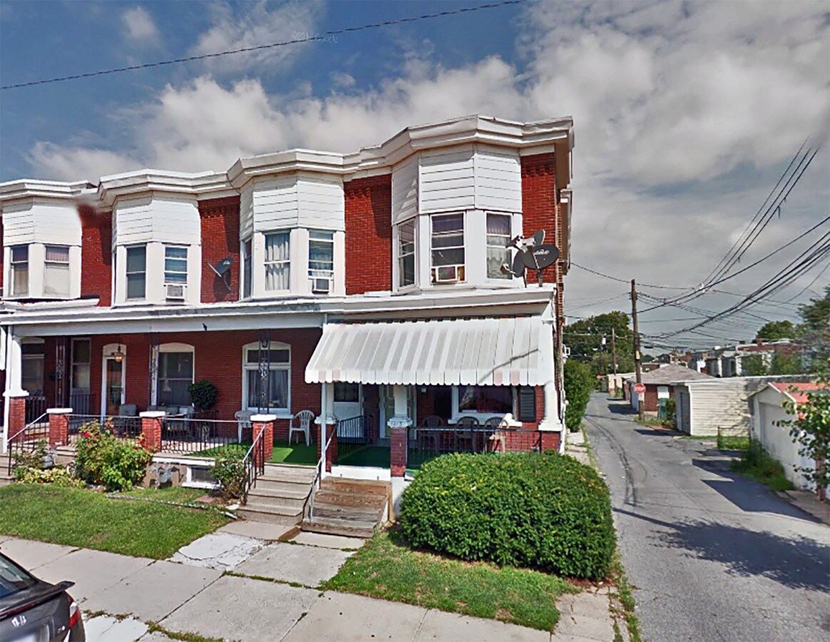 1213 W Allen St, Allentown, PA 18102