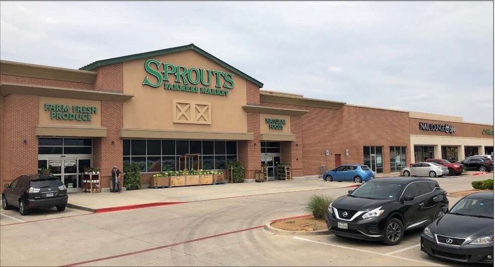 306-314 Grapevine Hwy, Hurst, TX for sale - Building Photo - Image 1 of 1