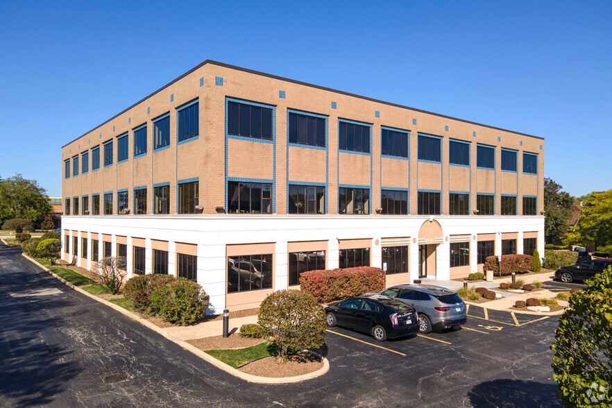 9501 W 144th Pl, Orland Park, IL for lease - Primary Photo - Image 1 of 8