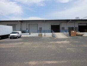 566-572-3 Appleyard dr, Tallahassee, FL for lease Building Photo- Image 1 of 6