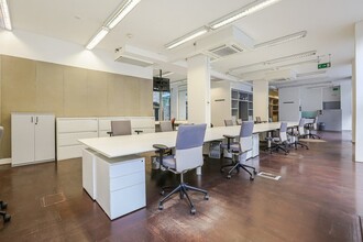 Tower Bridge Rd, London for lease Interior Photo- Image 2 of 13