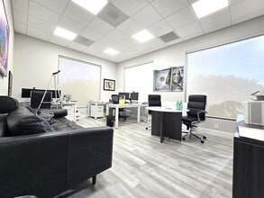 4450 NW 126th Ave, Coral Springs, FL for lease Interior Photo- Image 2 of 9