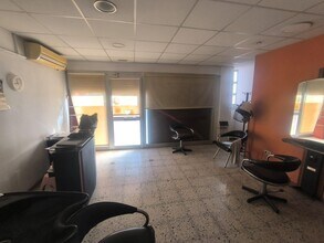 Retail in Manresa, Barcelona for lease Interior Photo- Image 1 of 4