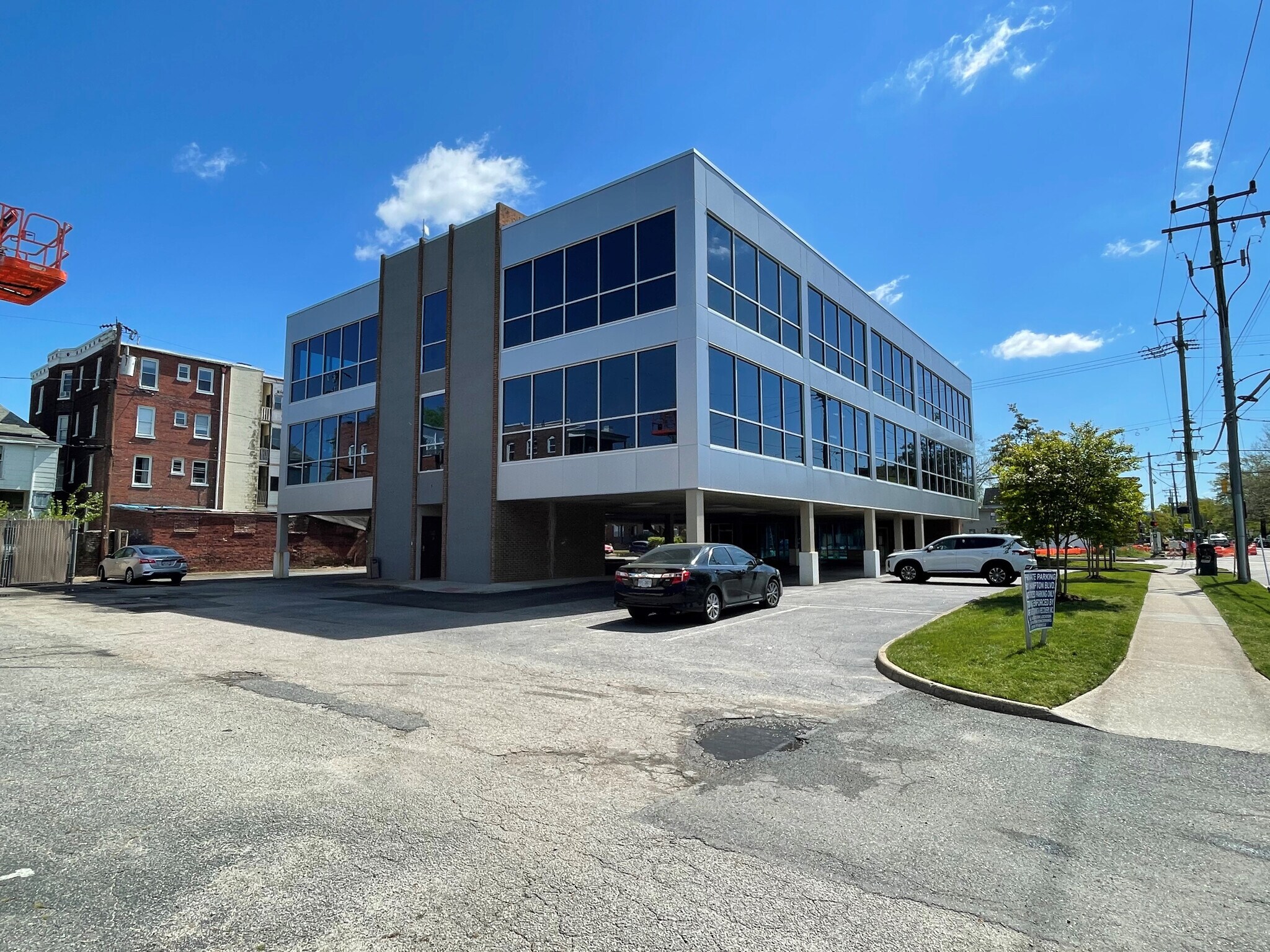 901 Hampton Blvd, Norfolk, VA 23507 Office for Lease