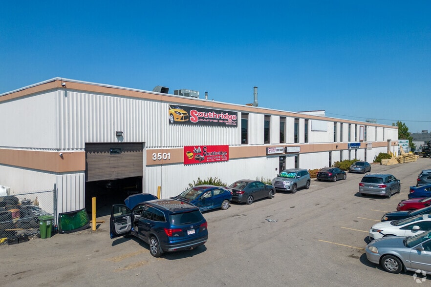 3501 23rd St NE, Calgary, AB for lease - Primary Photo - Image 1 of 6