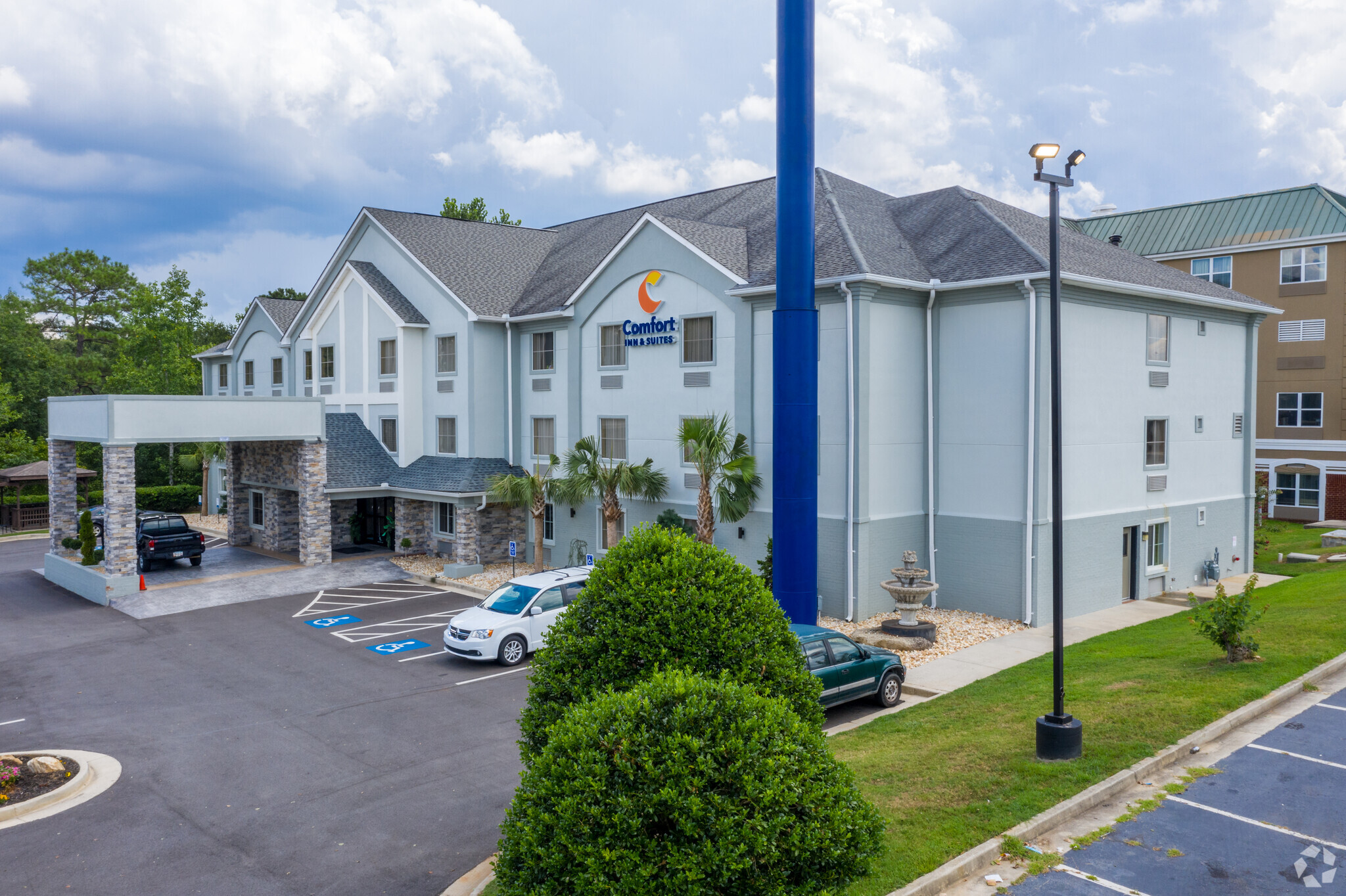 3935 Arkwright Rd, Macon, GA for sale Primary Photo- Image 1 of 1