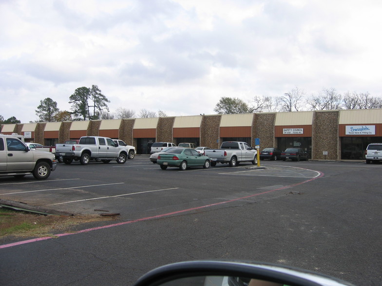 440 N Eastman Rd, Longview, TX for lease - Building Photo - Image 3 of 7