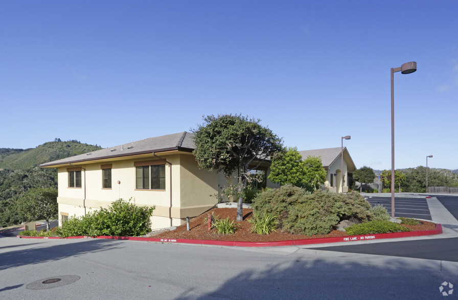 101 Wilson Rd, Monterey, CA for lease - Building Photo - Image 3 of 11