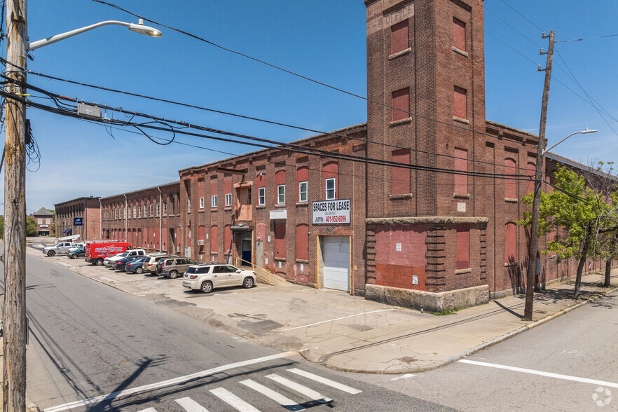 21 Sabin St, Pawtucket, RI for lease - Building Photo - Image 2 of 5