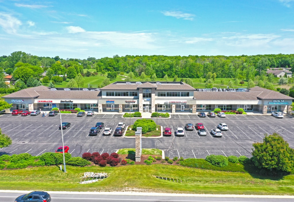 810-960 E Paradise Dr, West Bend, WI for sale Building Photo- Image 1 of 1
