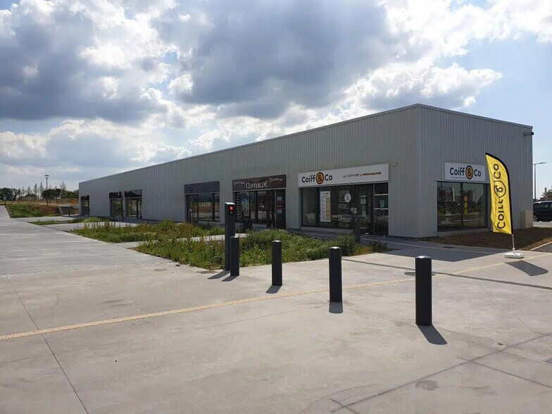 Retail in Phalsbourg for lease - Building Photo - Image 3 of 5