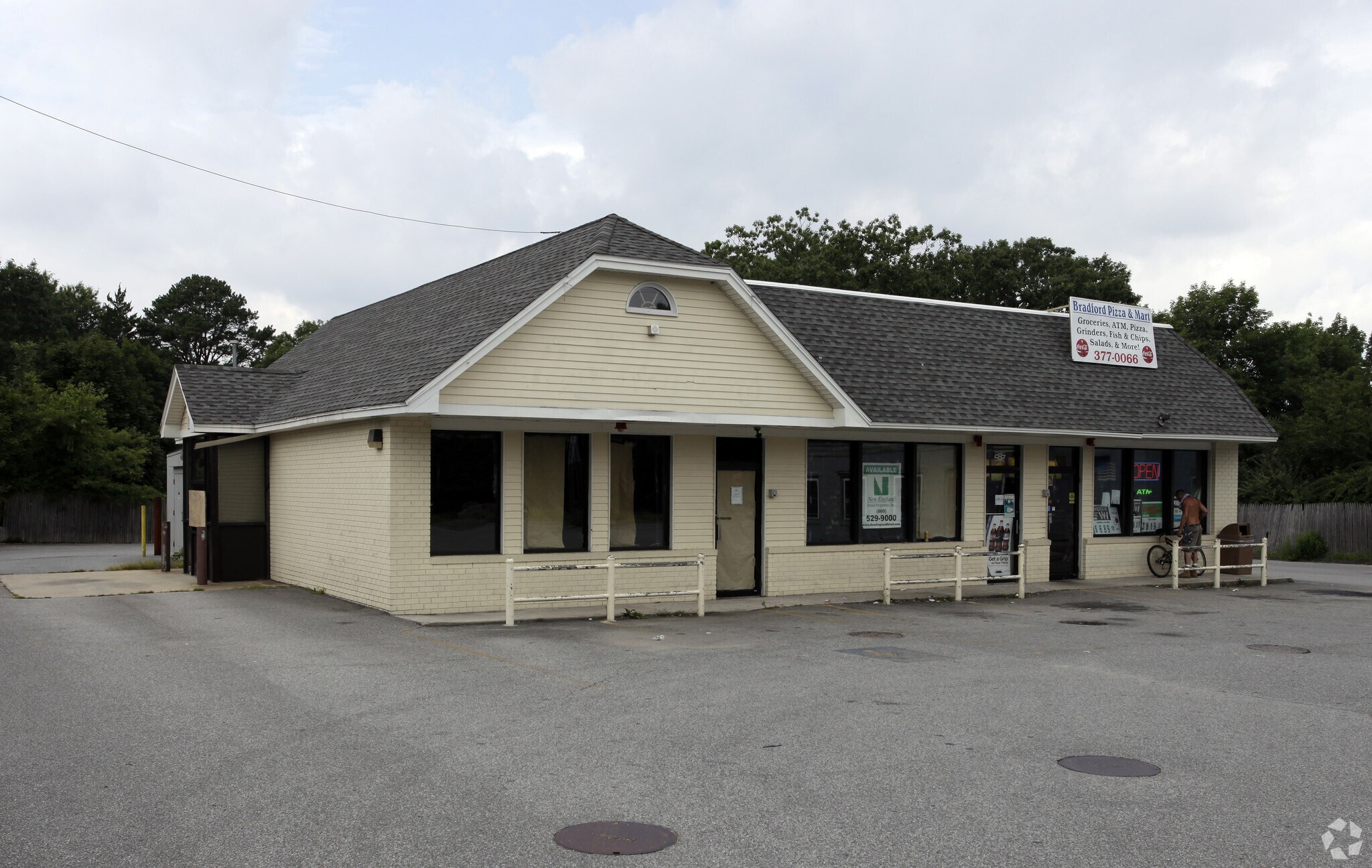 7 N Main St, Bradford, RI for sale Primary Photo- Image 1 of 1