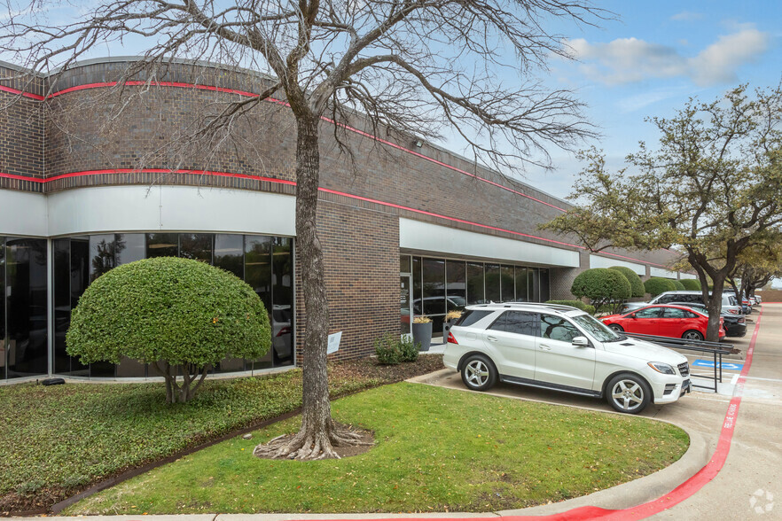 3440 Sojourn Dr, Carrollton, TX for lease - Building Photo - Image 3 of 3