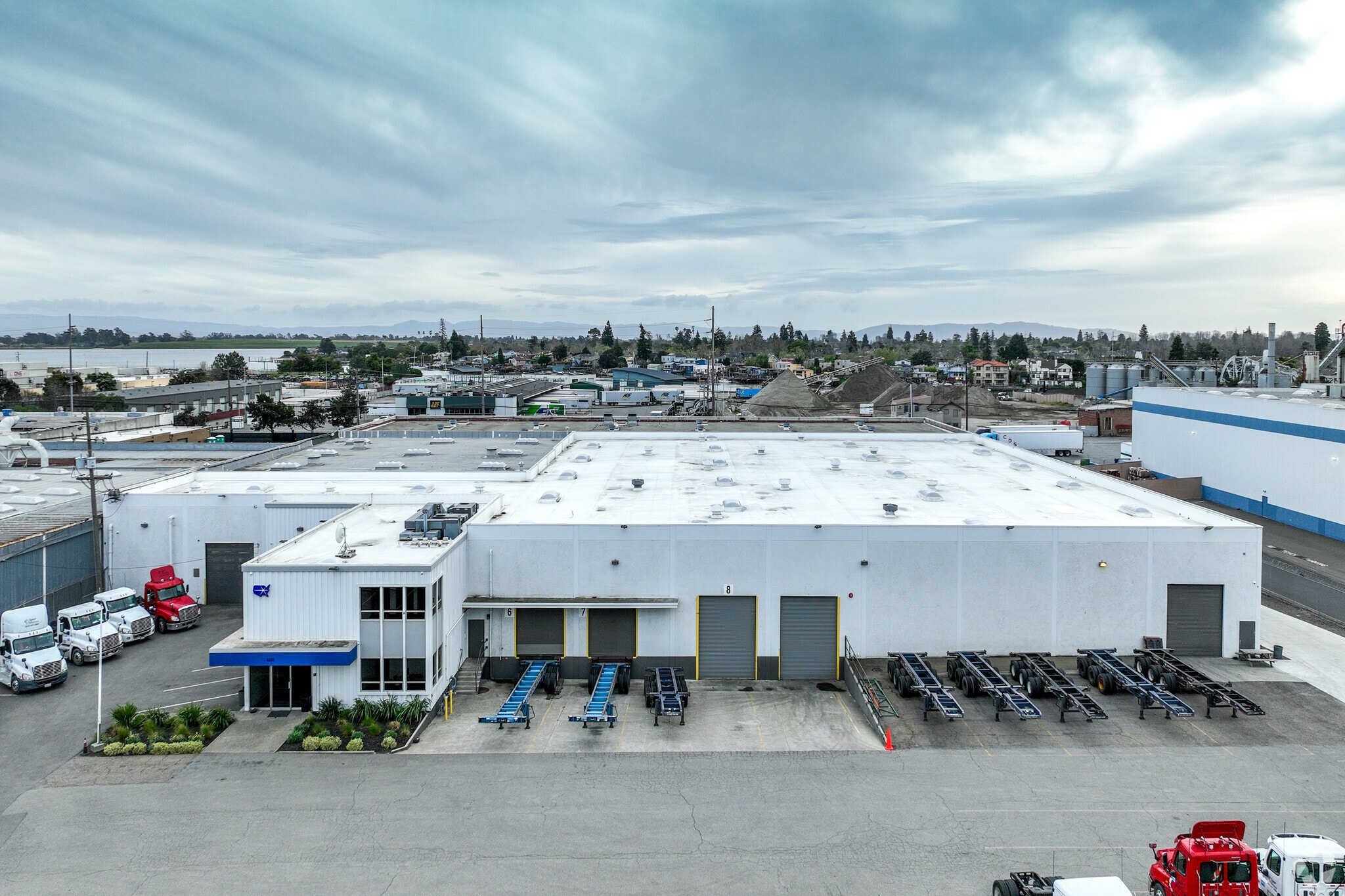 4450 Tidewater Ave, Oakland, CA for lease Building Photo- Image 1 of 10