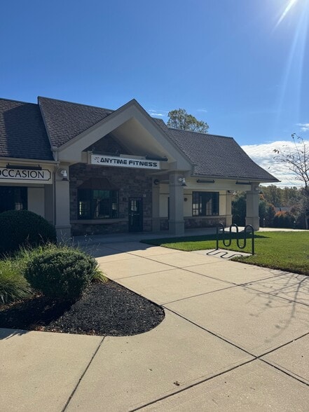 401 Louviers Dr, Newark, DE for lease - Building Photo - Image 2 of 13