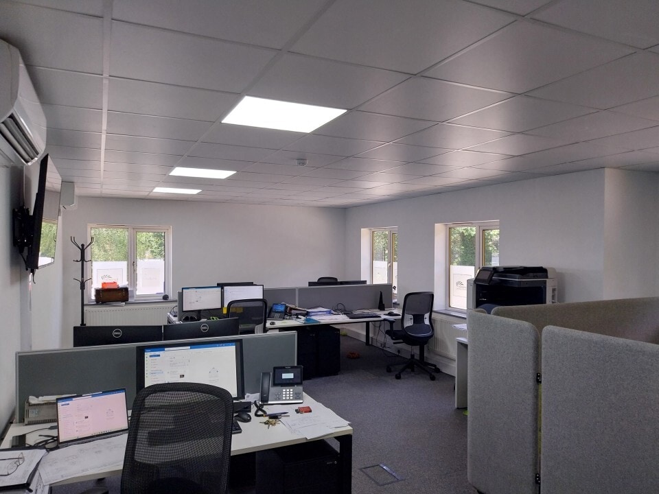 2-4 Pioneer Way, Lincoln for lease Interior Photo- Image 1 of 4