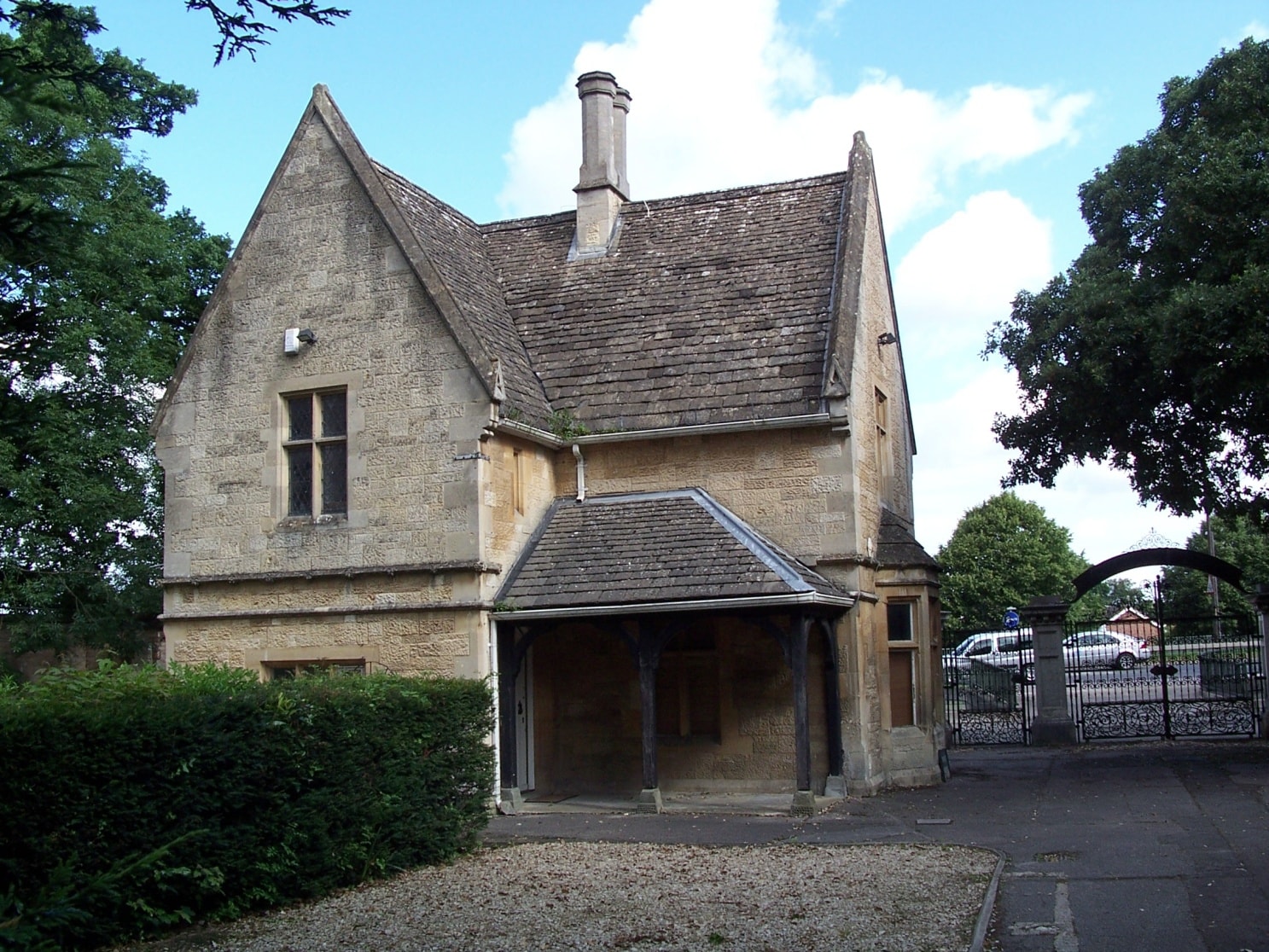 Arle Ct, Cheltenham for sale Primary Photo- Image 1 of 3