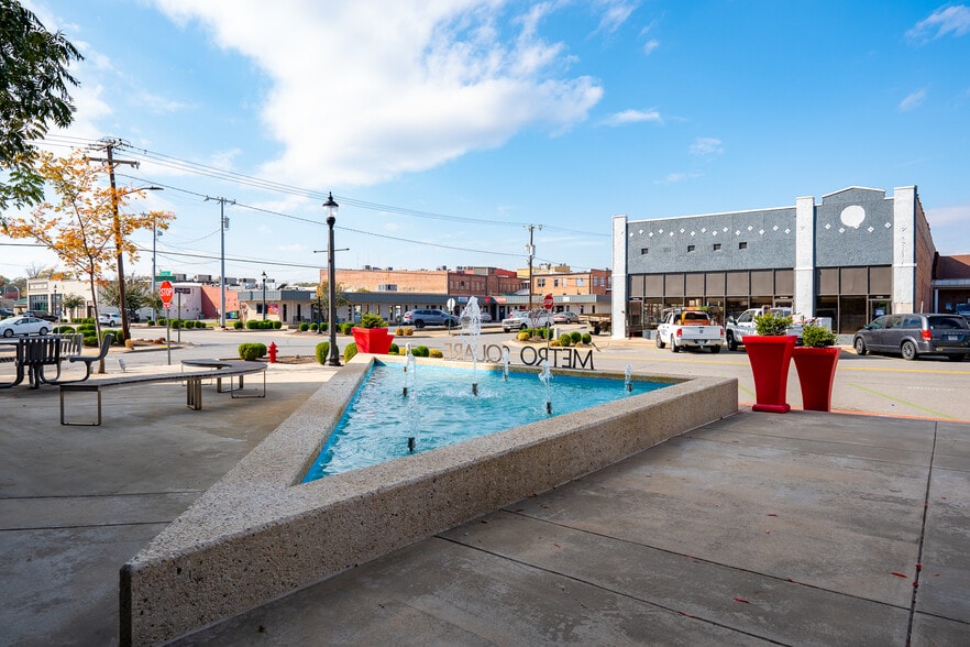 1023 Main St, Conway, AR for lease - Building Photo - Image 3 of 12