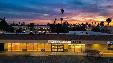 21001-21015 Sherman Way, Canoga Park, CA for lease Building Photo- Image 2 of 48