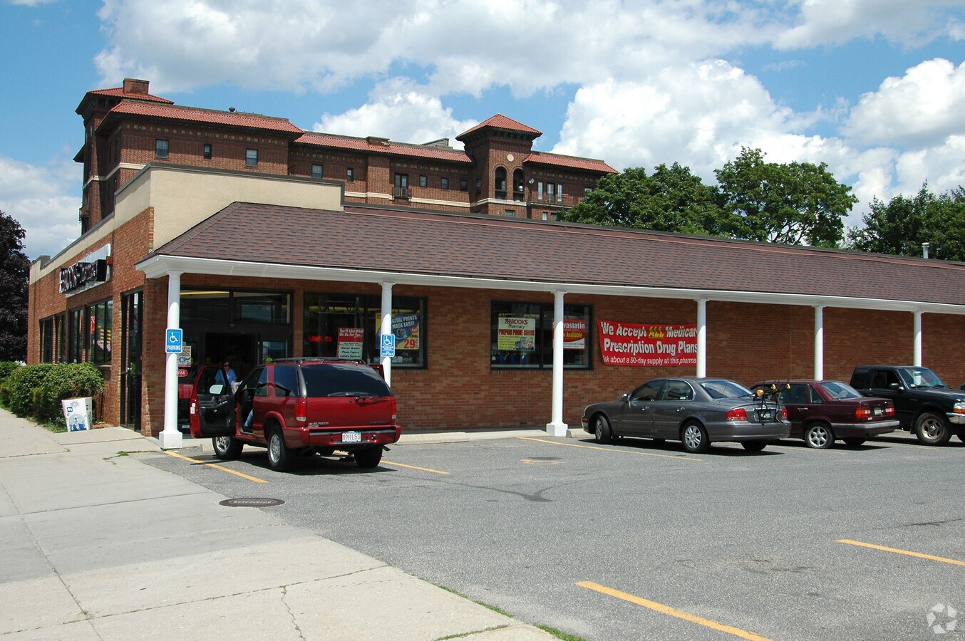 163 South St, Pittsfield, MA 01201