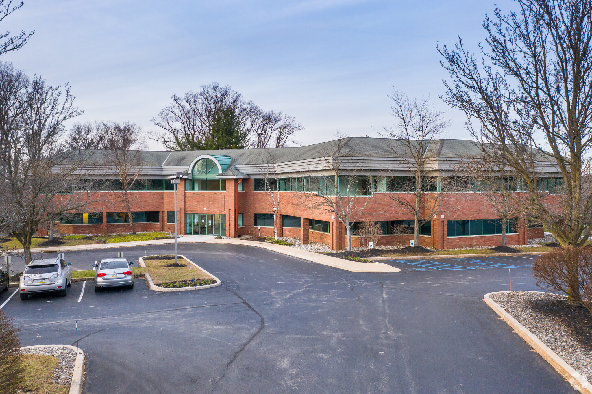 18 Campus Blvd, Newtown Square, PA for lease Building Photo- Image 1 of 5