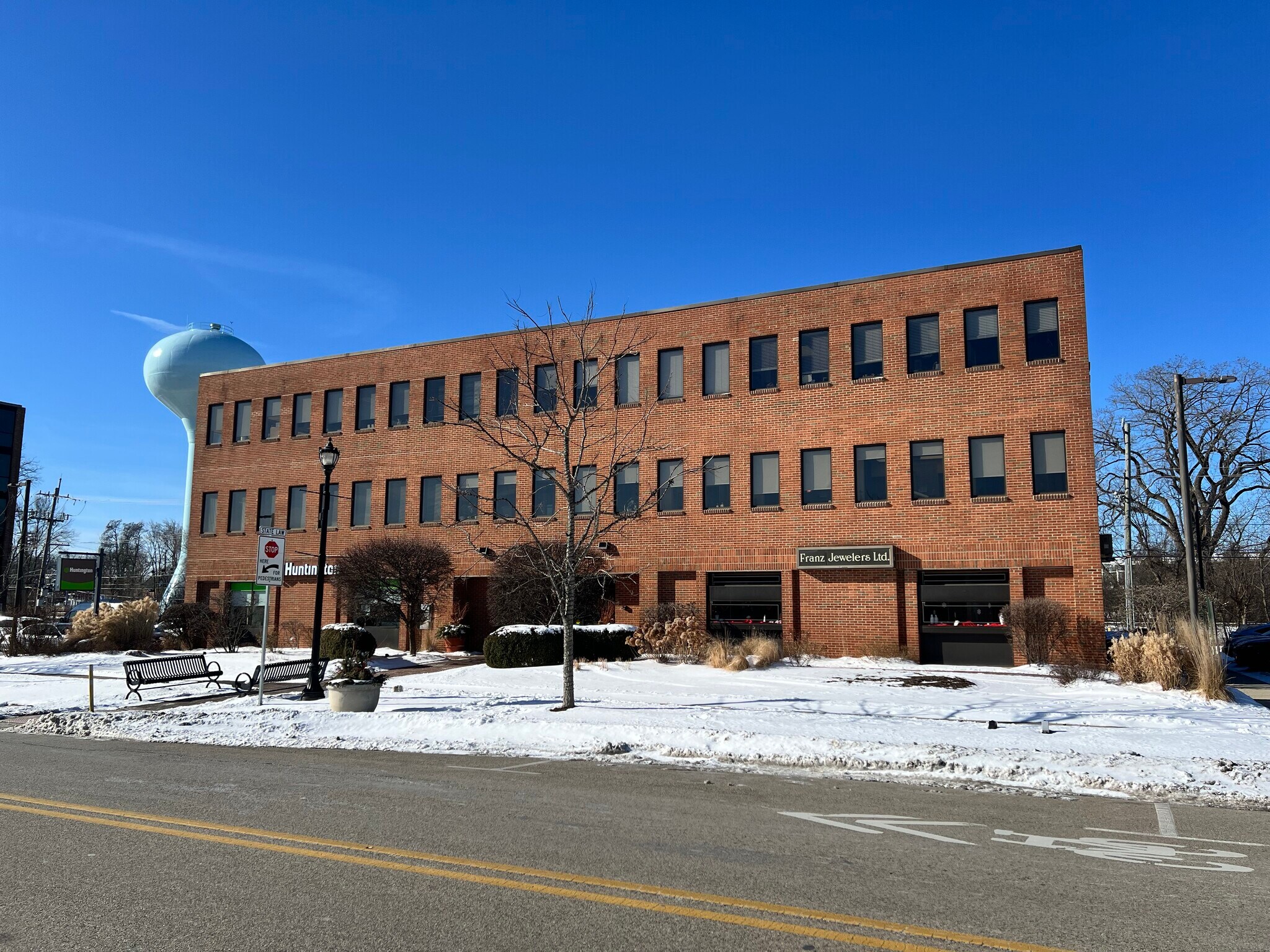 1220 Meadow Rd, Northbrook, IL for lease Building Photo- Image 1 of 18