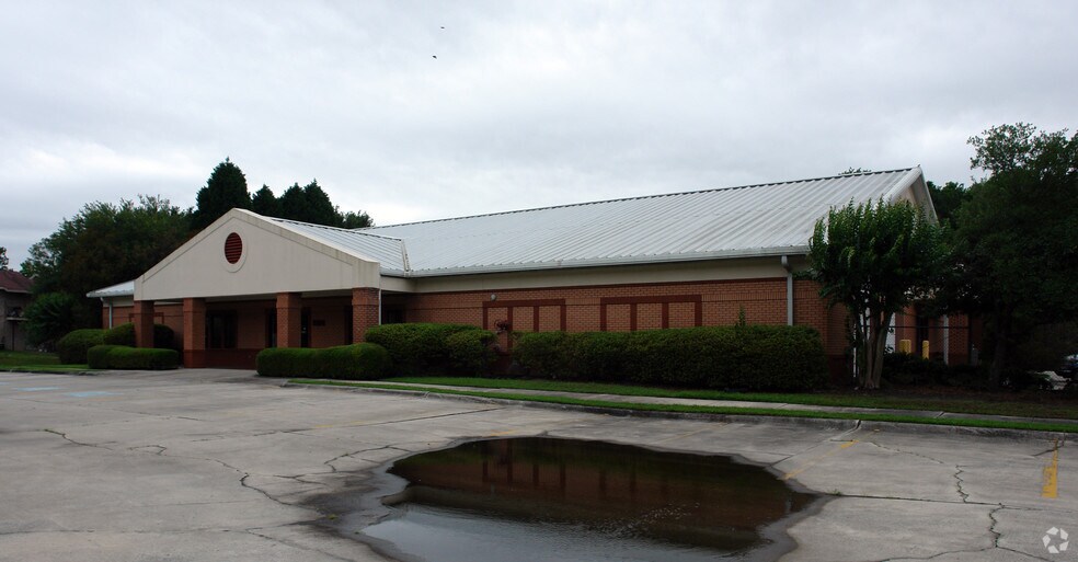 9104 Middleground Rd, Savannah, GA for sale - Primary Photo - Image 1 of 1