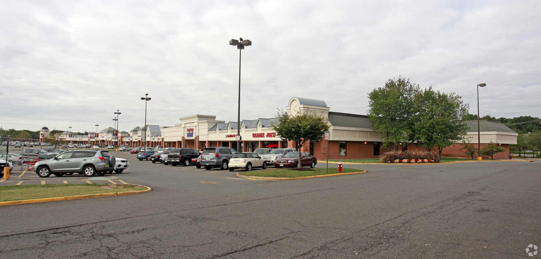 7206 Old Keene Mill Rd, Springfield, VA 22150 Springfield Plaza