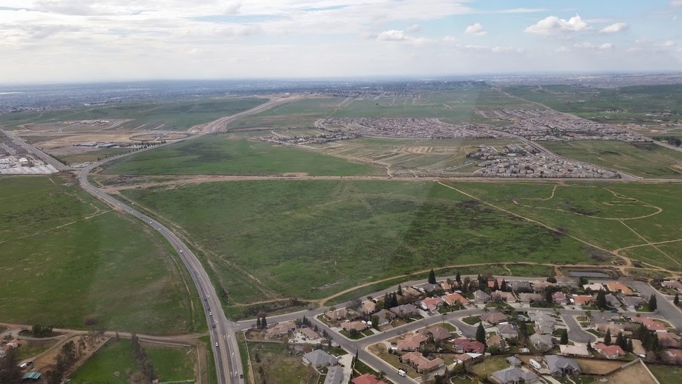 5501 Masterson Rd, Bakersfield, CA for sale - Primary Photo - Image 1 of 7