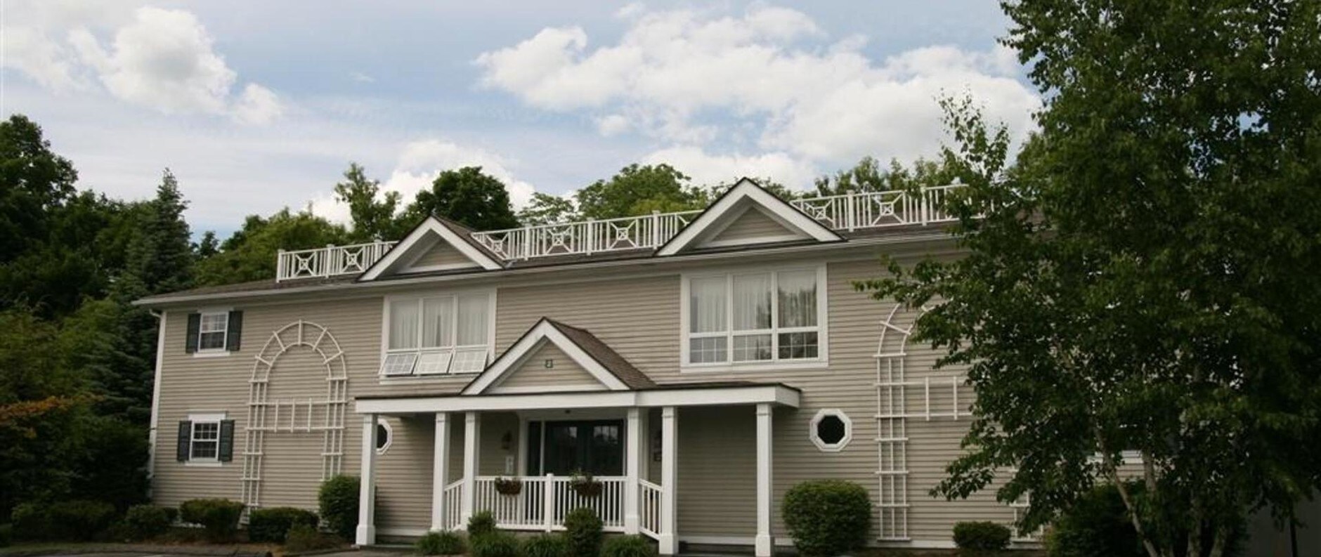 20 W Housatonic St, Pittsfield, MA 01201