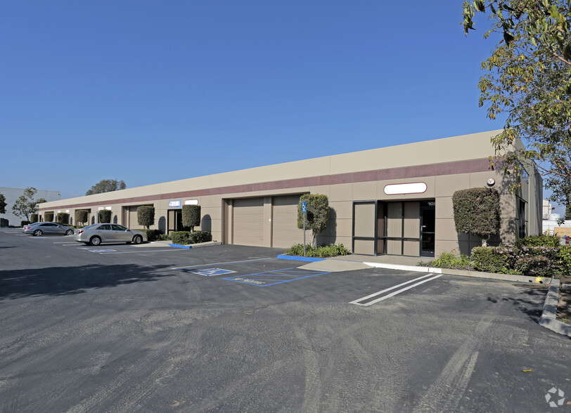 17175 Von Karman Ave, Irvine, CA for lease - Building Photo - Image 1 of 9