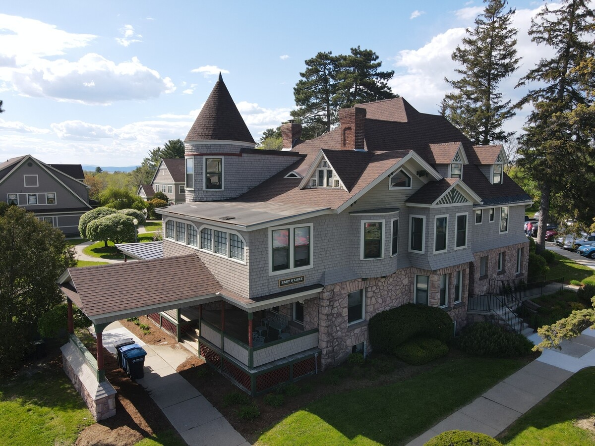 1233 Shelburne Rd, South Burlington, VT 05403