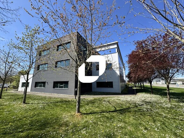 8 Rue Des Hérons, Entzheim for lease - Building Photo - Image 1 of 10