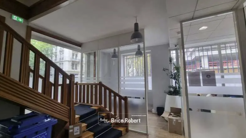 Office in Lyon for lease Interior Photo- Image 1 of 13