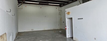 3887 Mannix Dr, Naples, FL for lease Interior Photo- Image 2 of 4