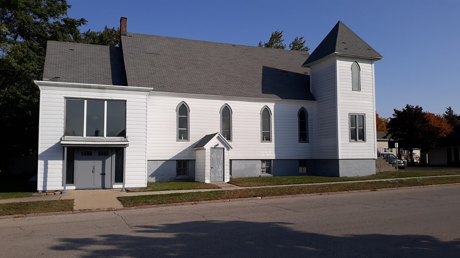 201 N James St, Ludington, MI 49431