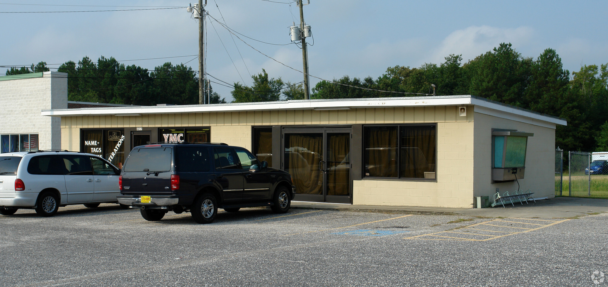 6217 Yadkin Rd, Fayetteville, NC for sale Primary Photo- Image 1 of 3