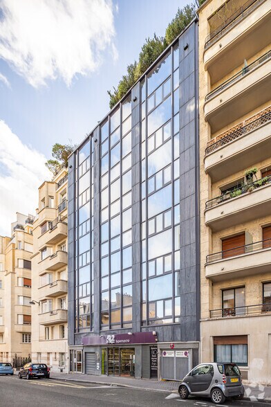 33 Rue Raffet, Paris for lease - Building Photo - Image 2 of 4