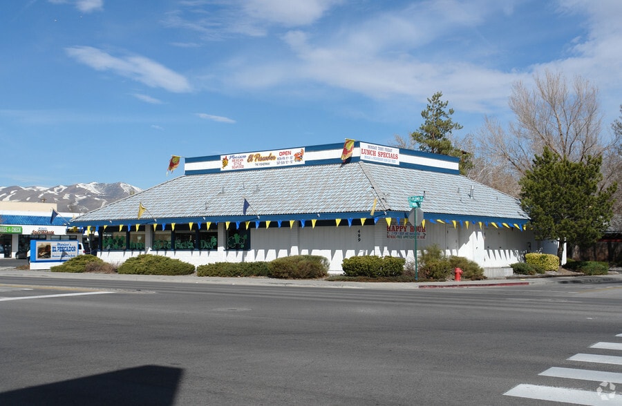 499 E Plumb Ln, Reno, NV for sale - Building Photo - Image 2 of 2