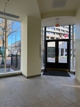 80 Monroe Ave, Memphis, TN for lease Interior Photo- Image 2 of 4